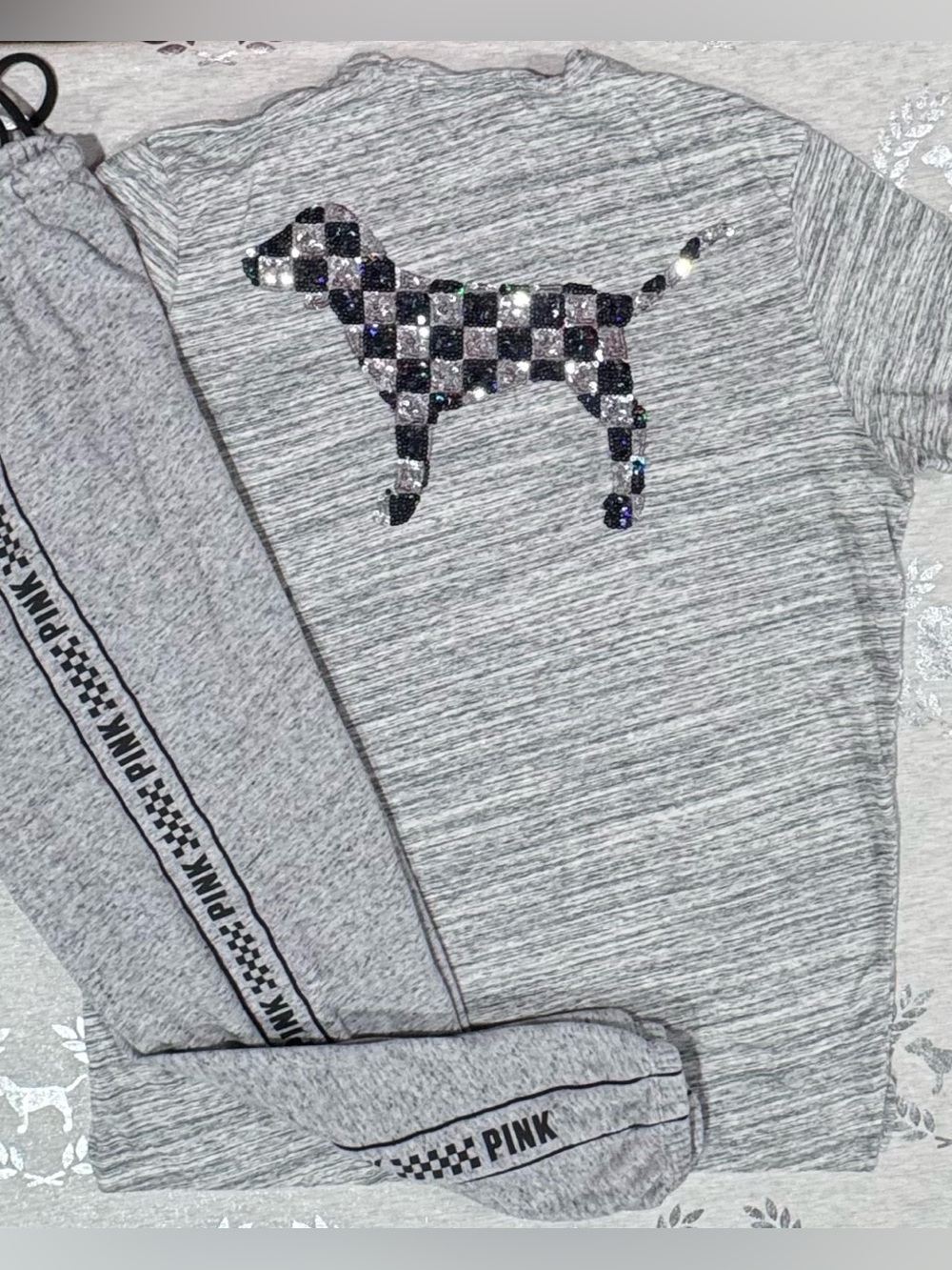 VS PINK CHECKERED BLING SET MEDIUM